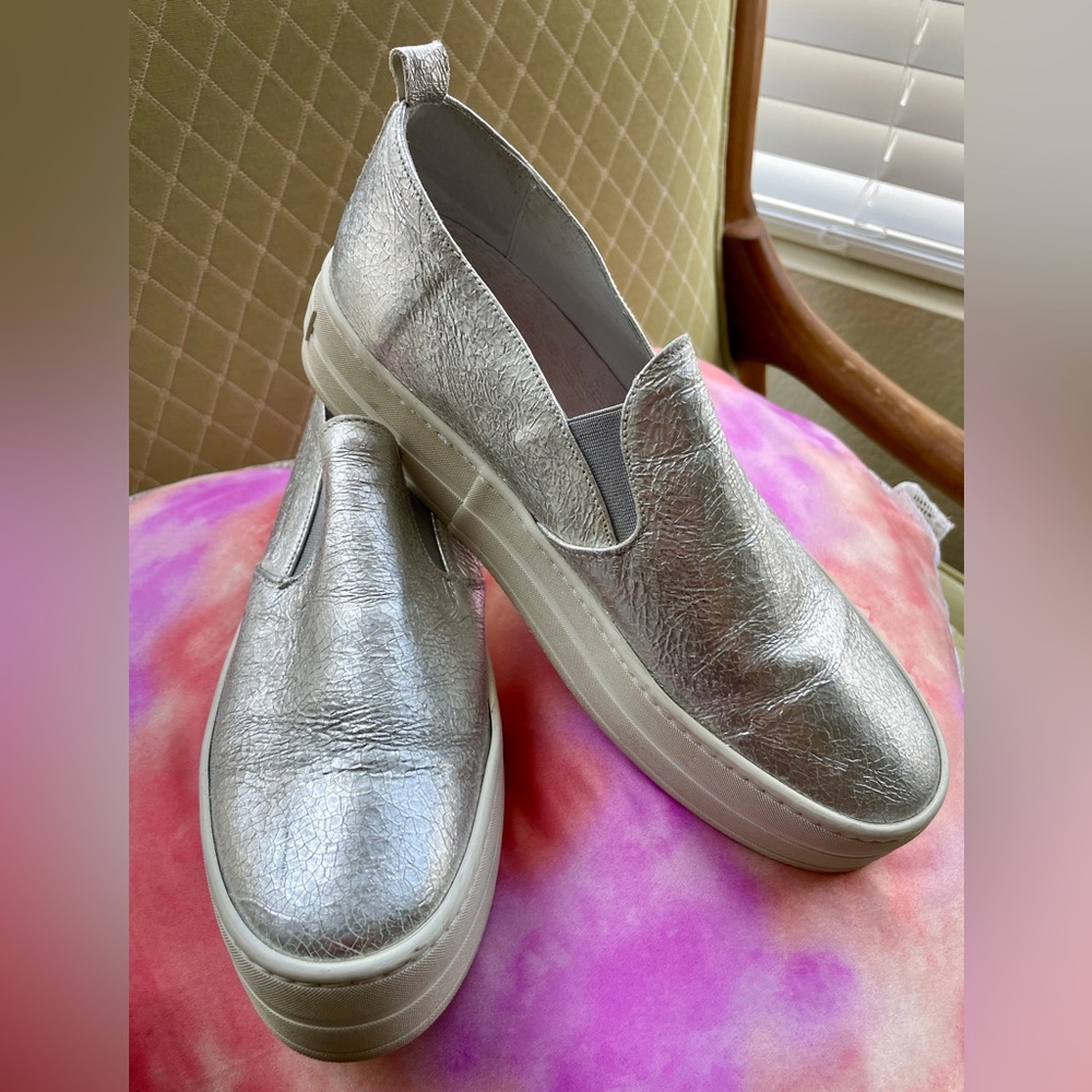 Gabriella Michel Leather Slip On - Silver - size 40 W size 9.5